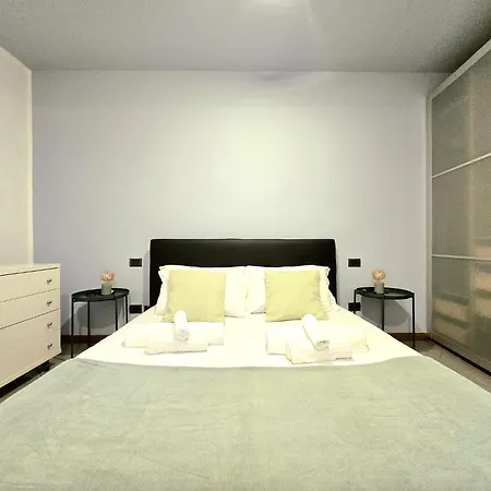 Russomanno 6 Apartamento *