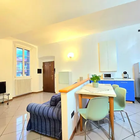 Appartement Russomanno 6 *